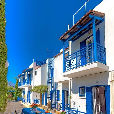 In Amoudara Heraklion-2 * Amoudara (Heraklion)